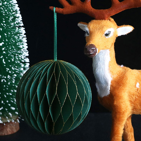 Paper Ornaments-Green 1101-001.jpg